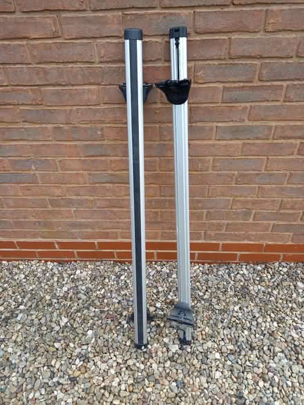 Photo of free Thule Roof Rack (Bransford WR6) #1