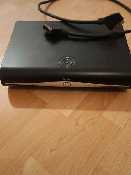 Photo of free Sky box and scart lead (SO15) #1