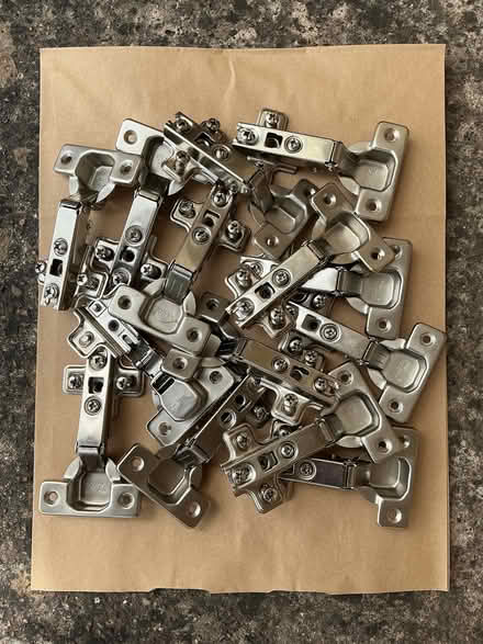 Photo of free Kitchen cabinet hinges (Woodmancote GL11) #1
