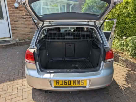 Photo of free Travall Dog Guard for VW Golf MK6 (Kempshott RG22) #2