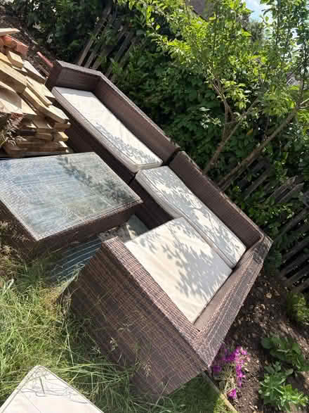 Photo of free garden sofa (Northchurch HP4) #1