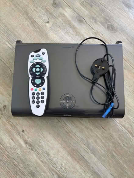 Photo of free Sky box (Baildon BD17) #1