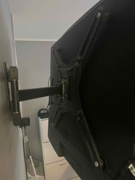 Photo of free TV (King’s Cross) #3