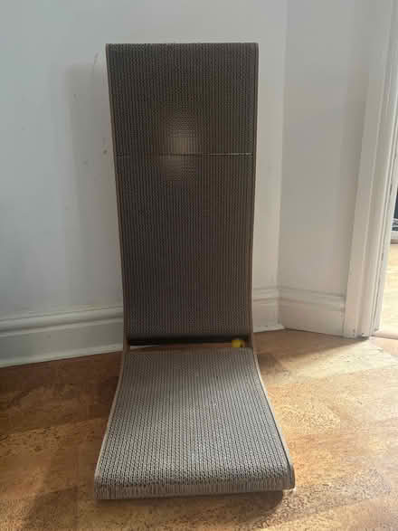 Photo of free Cat Scratching Post (Wirksworth DE4) #2