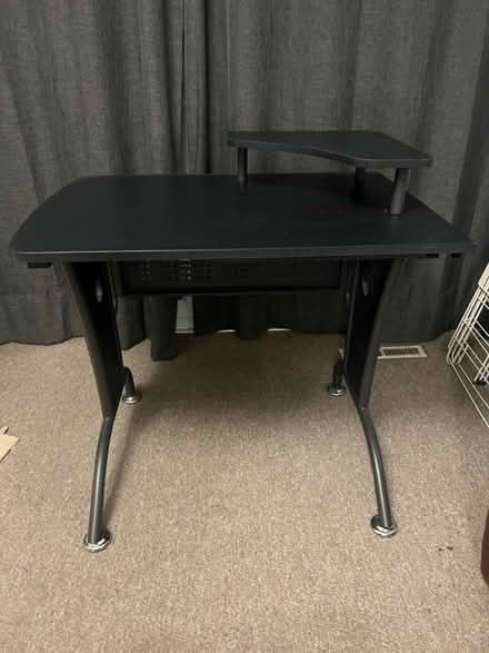 Photo of free Desk (SE19) #1