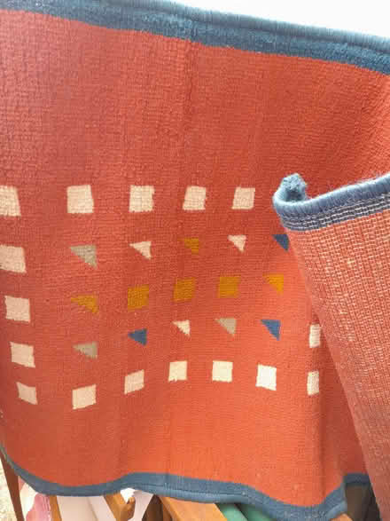 Photo of free Small rug (Havant PO9) #1