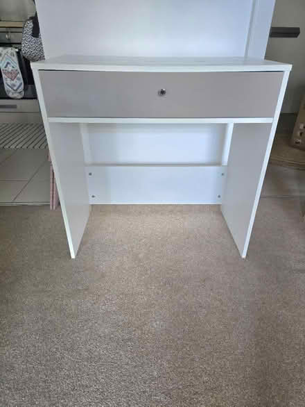Photo of free White Desk with grey Drawer (Worcester Park KT4) #1