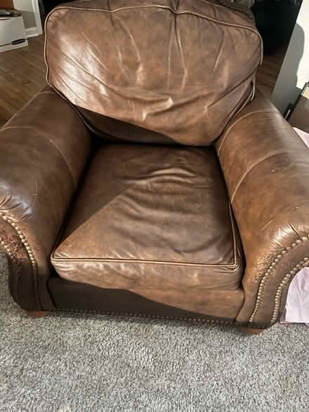 Photo of free Chair and ottoman (Middletown, Delaware) #1