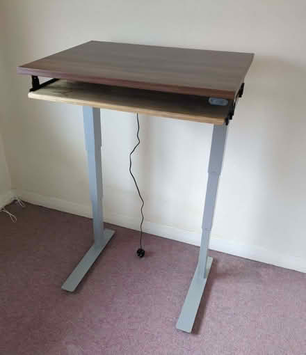Photo of free Motorised Desk (Mount Pleasant SY1) #3