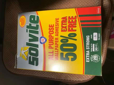 Photo of free 3 x 185g sachets of wallpaper paste. (Pipe Aston SY8) #1