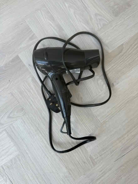 Photo of free Hairdryer (GU15) #1