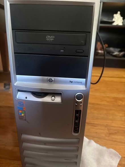 Photo of free Windows XP vintage desktop (Santa Clara) #1