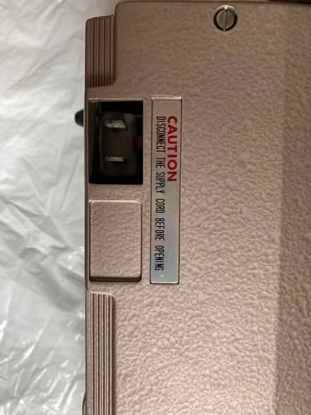 Photo of free Magnon 8mm projector (Norton LD8) #3