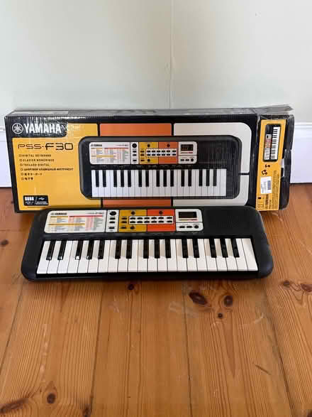 Photo of free Electronic keyboard (Stony Stratford MK11 1EX) #1