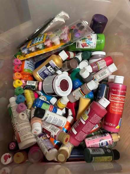 Photo of free Paints (Acrylics & Tempera) (FFX/Centreville near Costco) #1