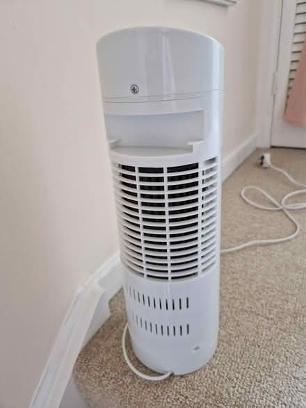 Photo of free tower fan (Baldock, Clothall Common SG7) #2