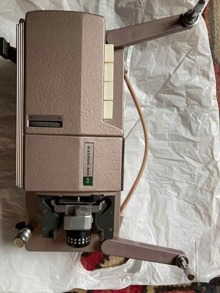 Photo of free Magnon 8mm projector (Norton LD8) #1