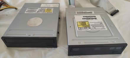 Photo of free DVD RW & DVD-ROM Drives (Potters Bar EN6) #1