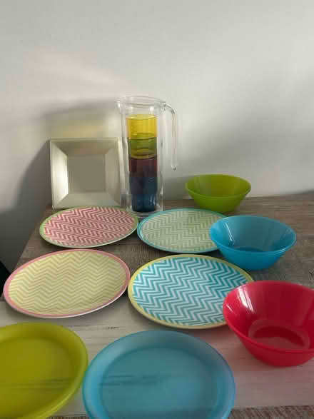 Photo of free Picnic crockery (Leamington Spa CV32) #1