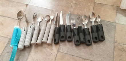 Photo of free Cutlery for adults with extra grips (Linslade LU7) #1