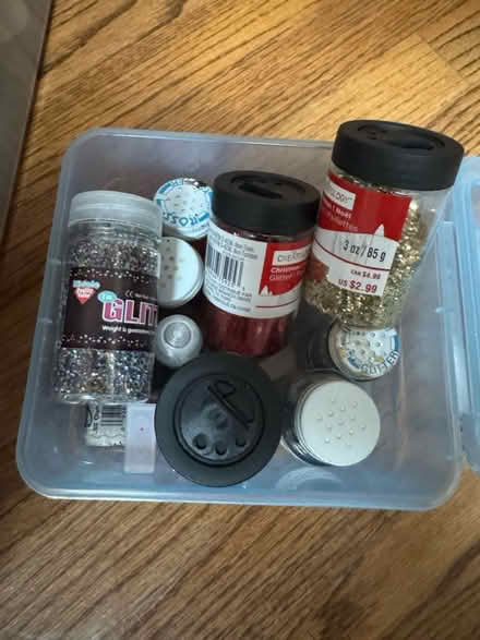 Photo of free Paints (Acrylics & Tempera) (FFX/Centreville near Costco) #2
