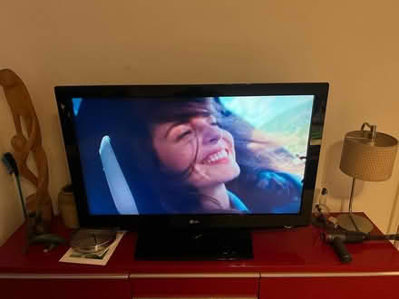 Photo of free 42 inch television (with remote) (South lanes, BN1) #1