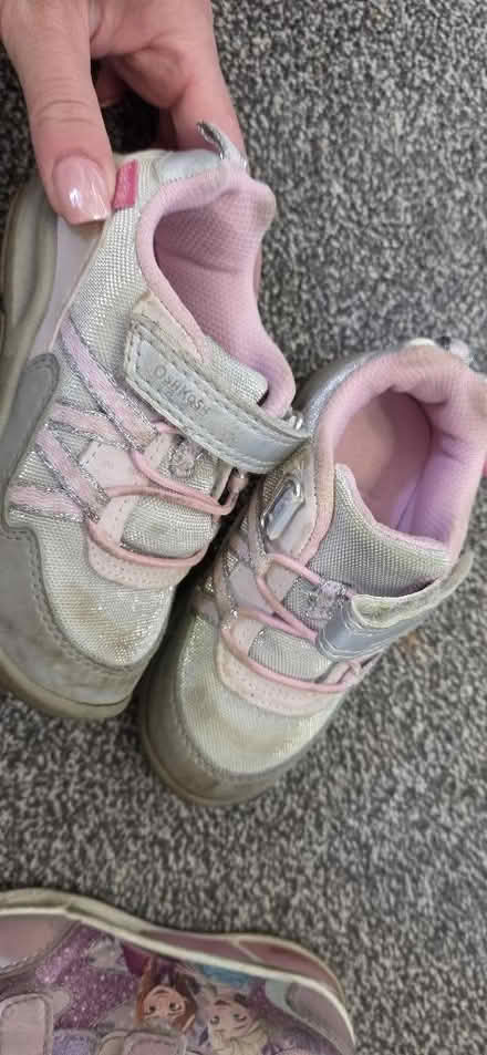 Photo of free Girls shoes size 8.5 (Goldsworth Park GU21) #2