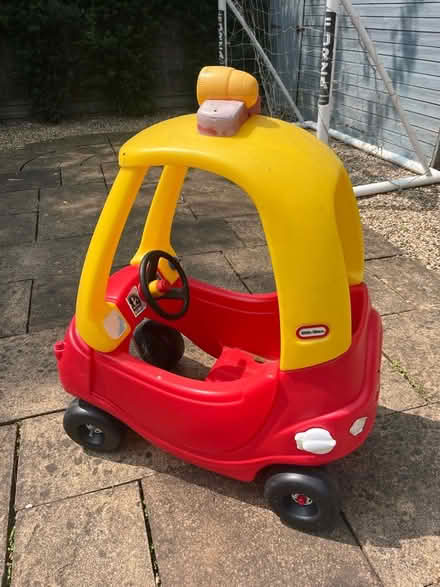 Photo of free Little Tikes Car (Bushey Village WD23) #1