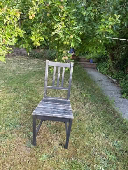 Photo of free Small chair (Norbury CR7) #1