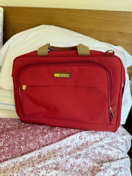 Photo of free Soft ‘briefcase’ style bag (Broxbourne EN10) #1