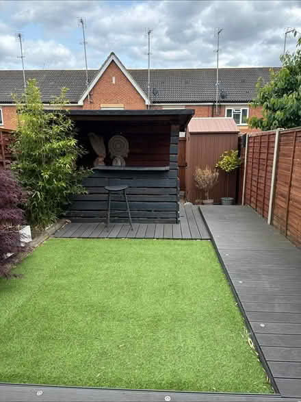 Photo of free Bar (Laindon station) #2