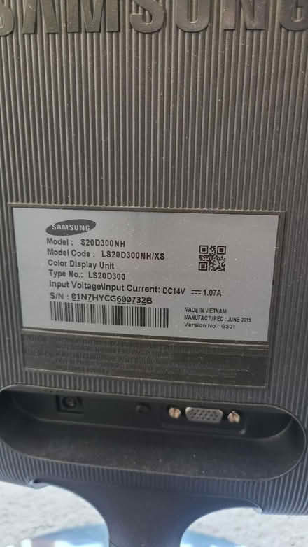 Photo of free Samsung COMPUTER monitor (VGA only) (NW2) #3