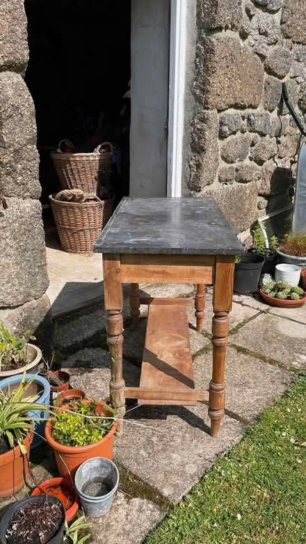 Photo of free Washstand (TR19) #2