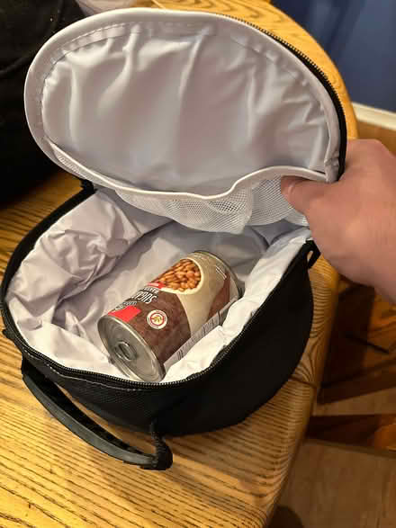 Photo of free senators lunch bag (Beaverbrook) #2