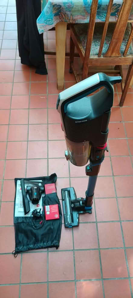Photo of free Hoover H-FREE 500 cordless vacuum cleaner (Surrenden BN1) #3