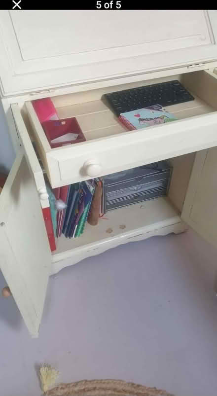 Photo of free Bureau (CT5) #4