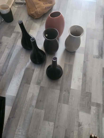 Photo of free Vases (E8) #2