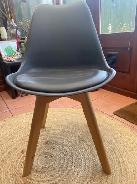 Photo of free set (4) dining chairs (Tupsley HR1) #2