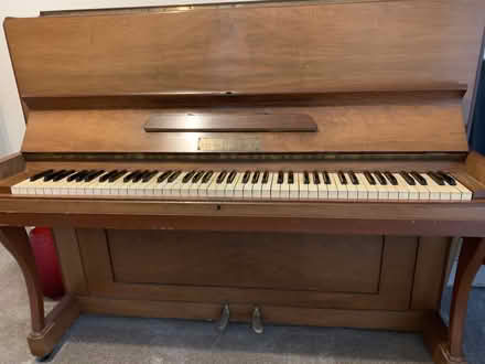 Photo of free Piano (Chwilog LL53) #1