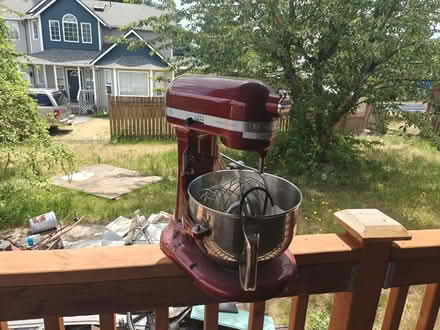 Photo of free Broken stand mixer (Seatac, near airport and mall) #1