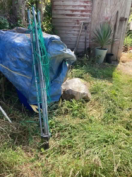 Photo of free Airer outdoor (GU12) #1