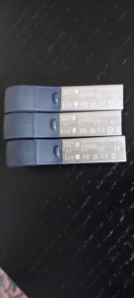 Photo of free iphone USBs (TF1) #2