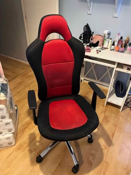 Photo of free Gaming chair (Kt2) #1