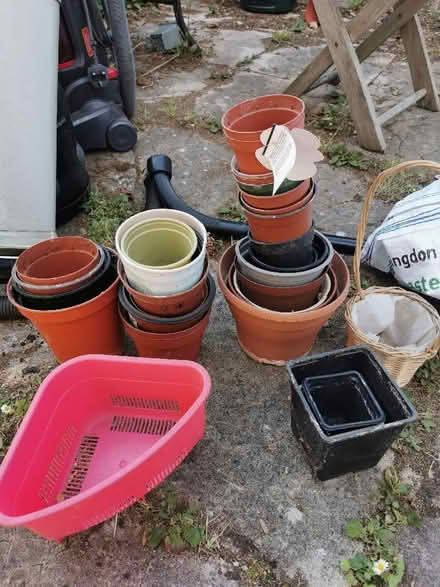 Photo of free plant pots (Hillingdon UB10) #1
