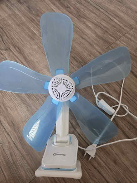 Photo of free Small fan (Hougang Street 11) #1