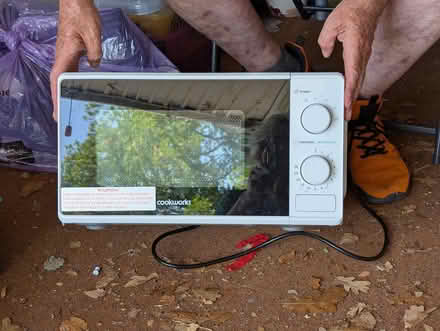 Photo of free Microwave (Barnards Green WR14) #1