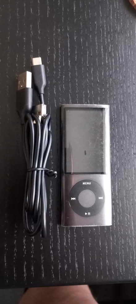 Photo of free Old ipod (TF1) #1