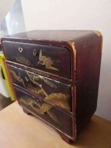 Photo of free Miniature chest of drawers (Grandpont OX1) #2