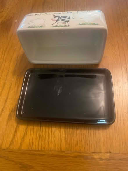 Photo of free Butter Dish (Taunton Lyngford District Ward TA2) #2