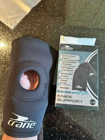 Photo of free Knee Support - small/medium (Duffield DE56) #1